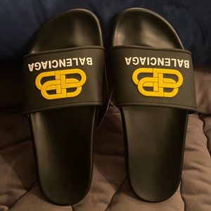 New Balenciaga pool rubber Slides size 10 us women’s